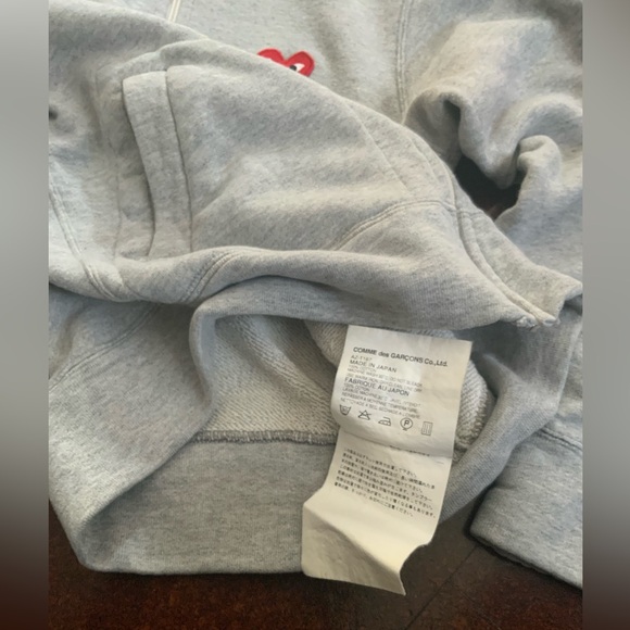 COMME DES GARÇONS PLAY INVADER HEART HOODED SWEAT - Picture 5 of 10